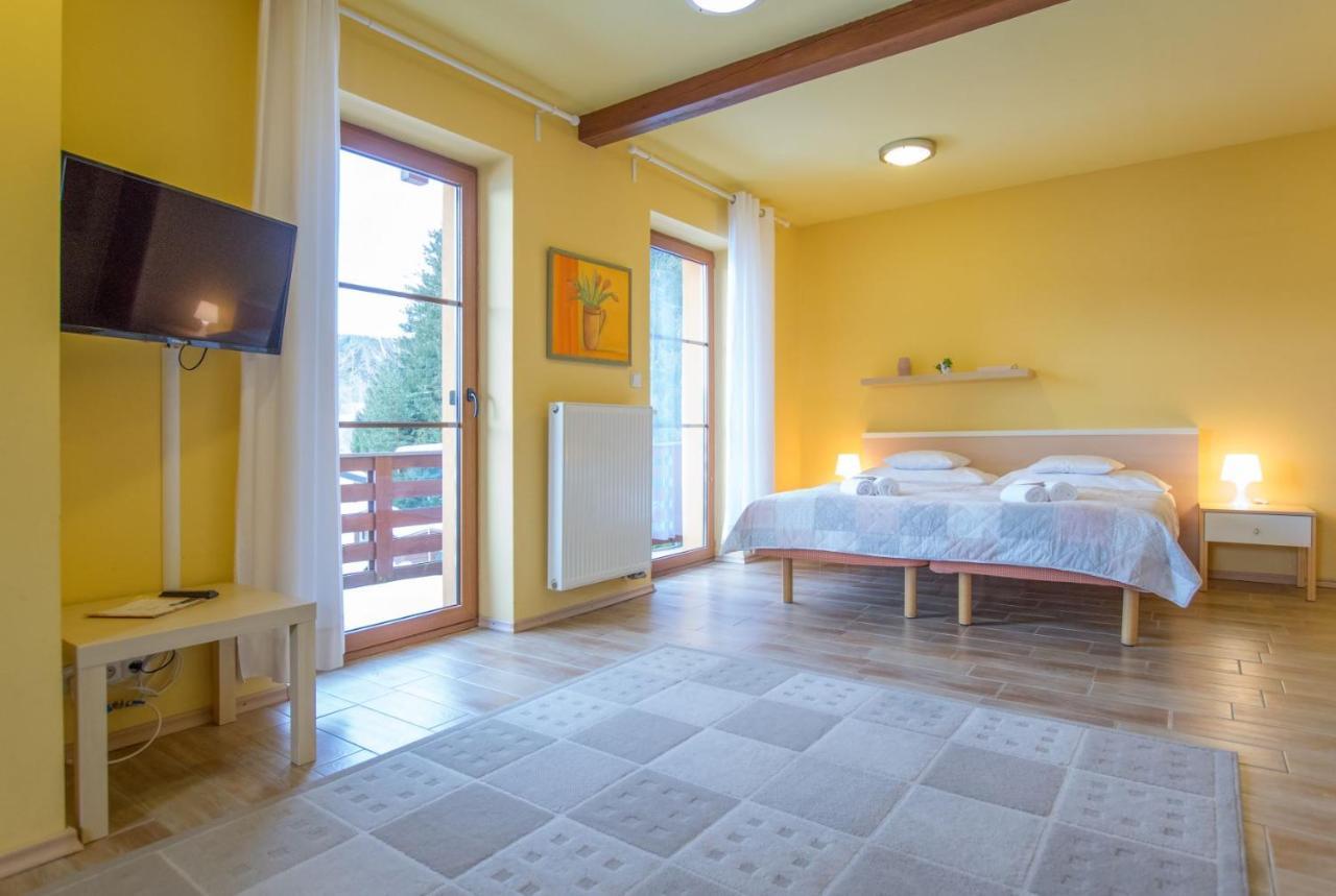 Hotel Slunecna Louka Липно-над-Влтавой Экстерьер фото